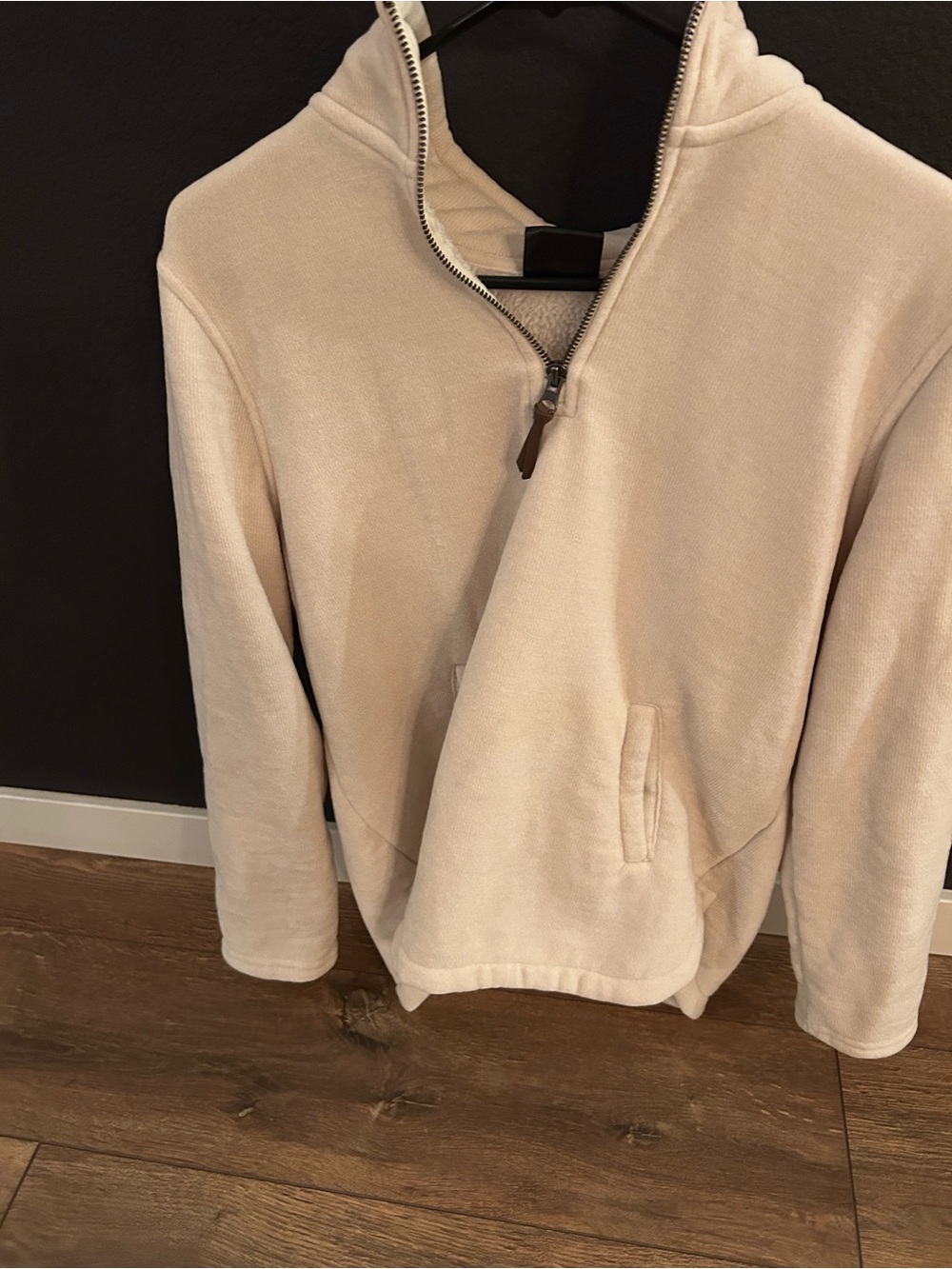 White quarter zip fleece by 32° heat